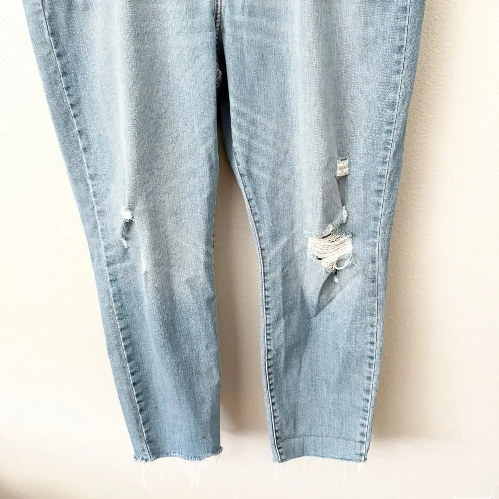 Levis amazing pair